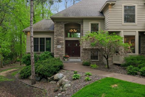 9001 Springwood Drive Woodbury MN 55125