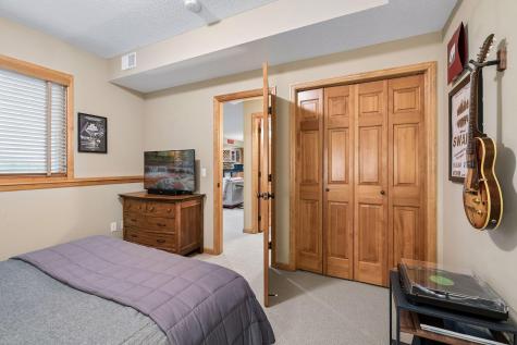 9001 Springwood Drive Woodbury MN 55125