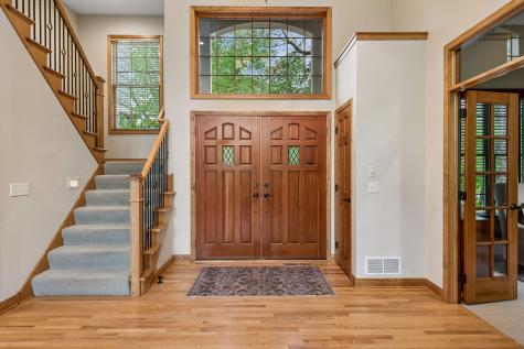 9001 Springwood Drive Woodbury MN 55125