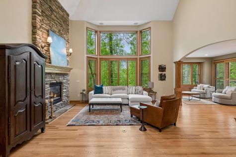 9001 Springwood Drive Woodbury MN 55125