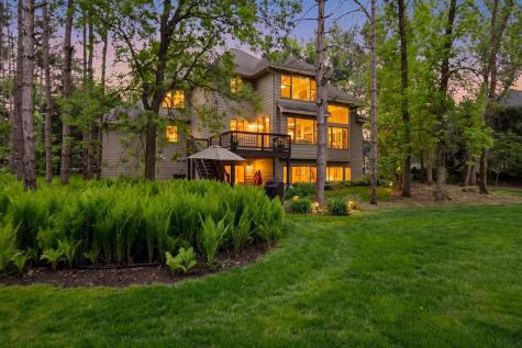 9001 Springwood Drive Woodbury MN 55125