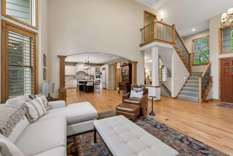 9001 Springwood Drive Woodbury MN 55125