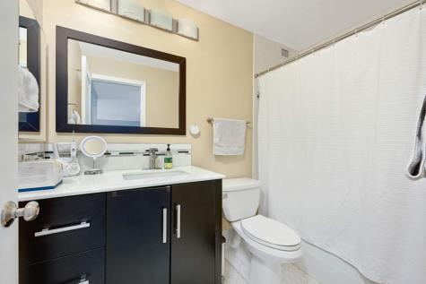 2885 Knox Avenue S Minneapolis MN 55408