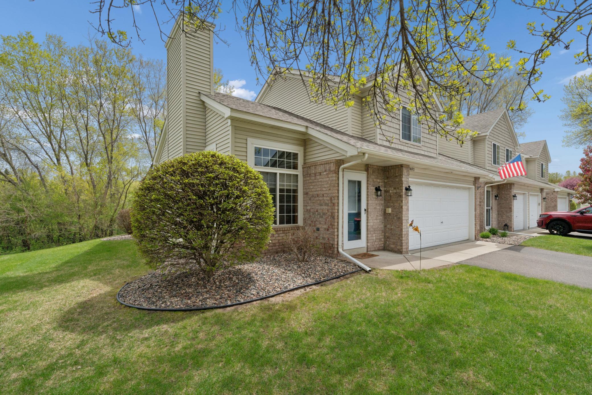 8692 Bechtel Avenue Inver Grove Heights MN 55076