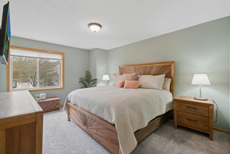 8692 Bechtel Avenue Inver Grove Heights MN 55076