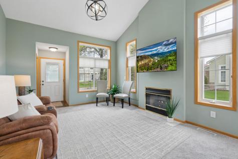 8692 Bechtel Avenue Inver Grove Heights MN 55076