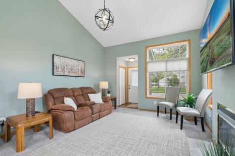 8692 Bechtel Avenue Inver Grove Heights MN 55076