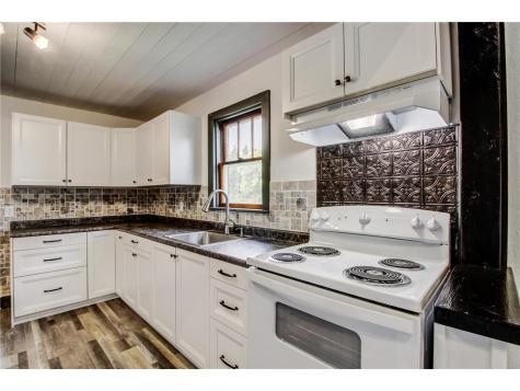 17 Balsam Avenue NW Menahga MN 56464