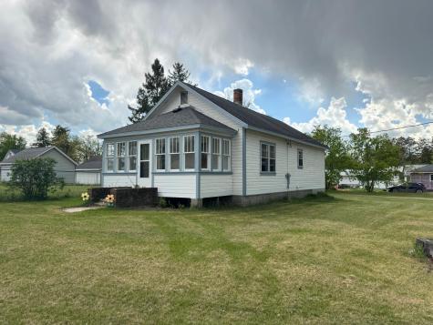 17 Balsam Avenue NW Menahga MN 56464