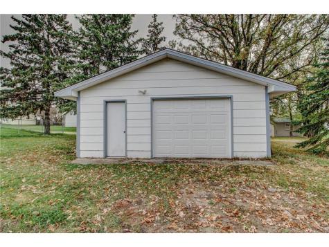 17 Balsam Avenue NW Menahga MN 56464