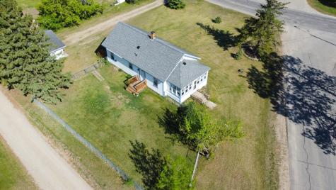 17 Balsam Avenue NW Menahga MN 56464