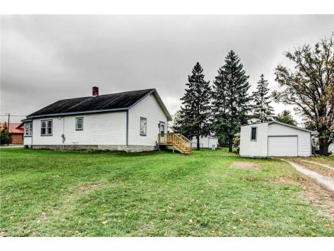 17 Balsam Avenue NW Menahga MN 56464