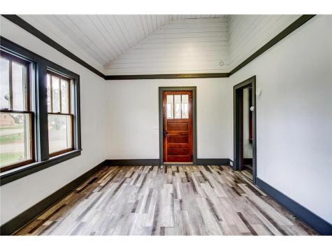 17 Balsam Avenue NW Menahga MN 56464