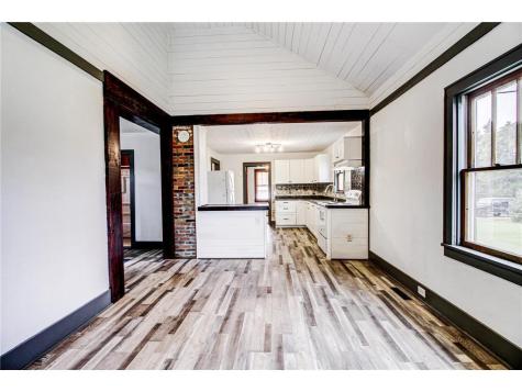 17 Balsam Avenue NW Menahga MN 56464