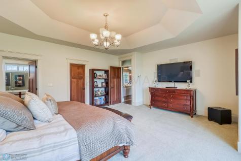 6108 Silverleaf Drive S Fargo ND 58104
