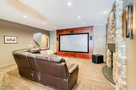 6108 Silverleaf Drive S Fargo ND 58104