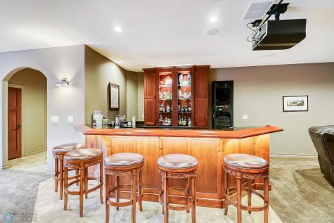 6108 Silverleaf Drive S Fargo ND 58104
