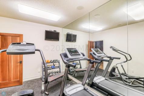 6108 Silverleaf Drive S Fargo ND 58104