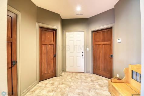 6108 Silverleaf Drive S Fargo ND 58104
