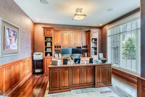 6108 Silverleaf Drive S Fargo ND 58104