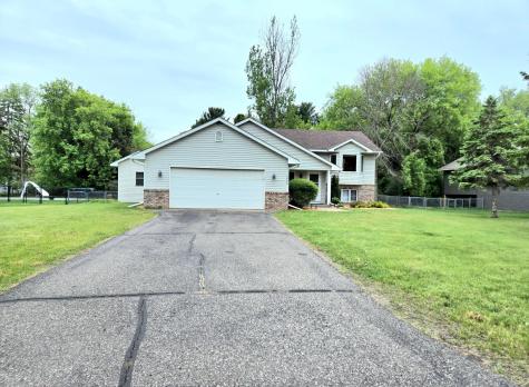 5475 273rd Street Wyoming MN 55092