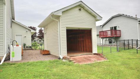 5475 273rd Street Wyoming MN 55092