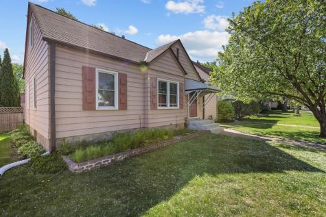 3738 Noble Avenue N Robbinsdale MN 55422