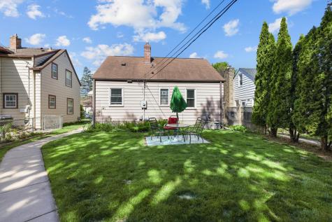 3738 Noble Avenue N Robbinsdale MN 55422