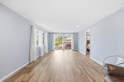 1122 County Road C E Maplewood MN 55109