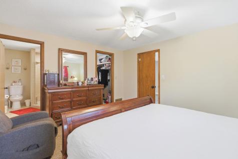 1122 County Road C E Maplewood MN 55109