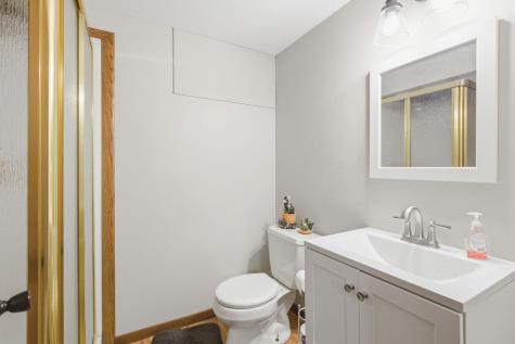 1122 County Road C E Maplewood MN 55109