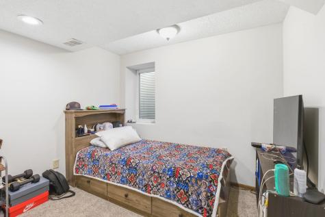 1122 County Road C E Maplewood MN 55109