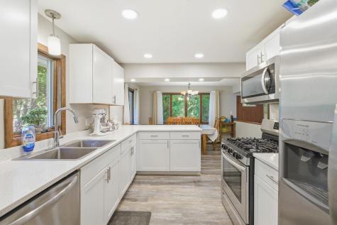 1122 County Road C E Maplewood MN 55109