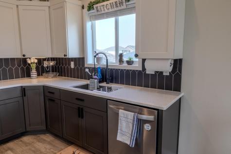 1045 46th Avenue S Moorhead MN 56560