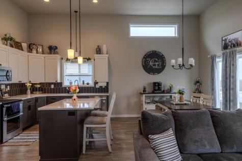 1045 46th Avenue S Moorhead MN 56560