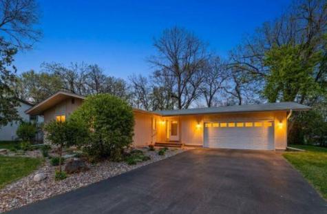 2119 Violet Lane New Brighton MN 55112