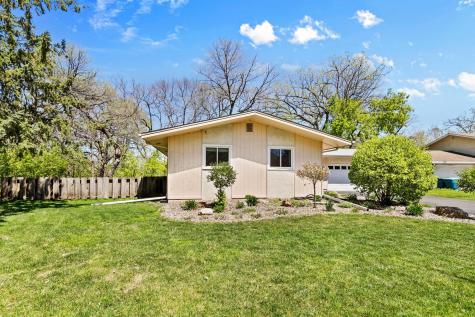 2119 Violet Lane New Brighton MN 55112
