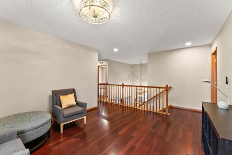 2430 Golf Drive Woodbury MN 55129