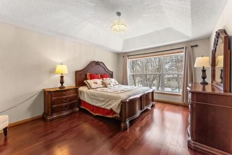 2430 Golf Drive Woodbury MN 55129