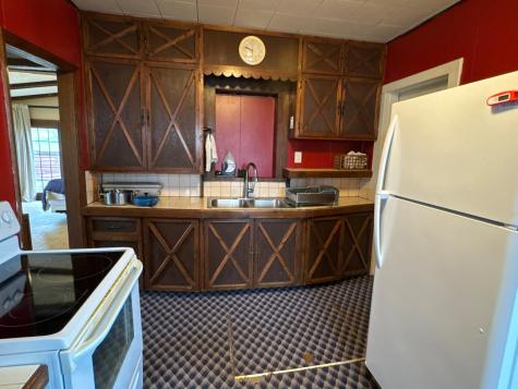 710 & 720 5th Street NW Valley City ND 58072