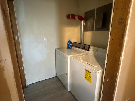 710 & 720 5th Street NW Valley City ND 58072