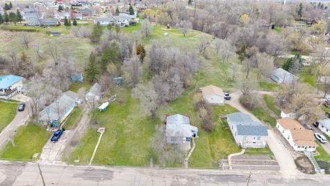 710 & 720 5th Street NW Valley City ND 58072