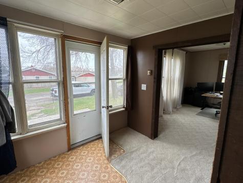 710 & 720 5th Street NW Valley City ND 58072