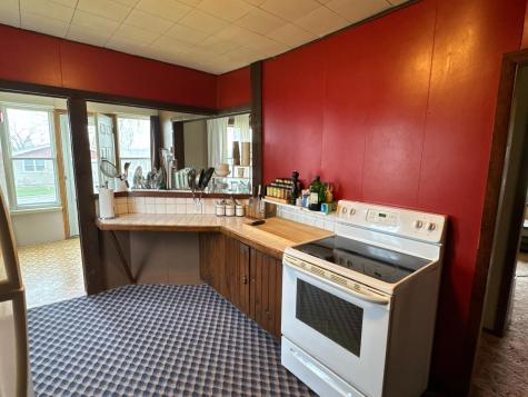 710 & 720 5th Street NW Valley City ND 58072