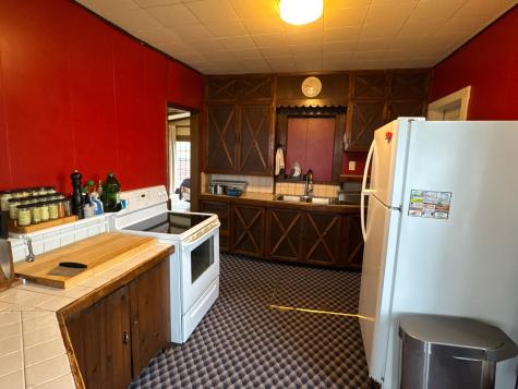 710 & 720 5th Street NW Valley City ND 58072