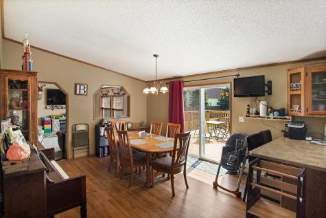 4 4th Avenue SE Gwinner ND 58040