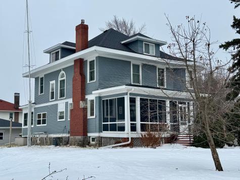 311 9th Street S Olivia MN 56277