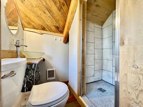 305 Oak Street Hastings ND 58049