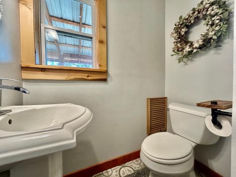 305 Oak Street Hastings ND 58049