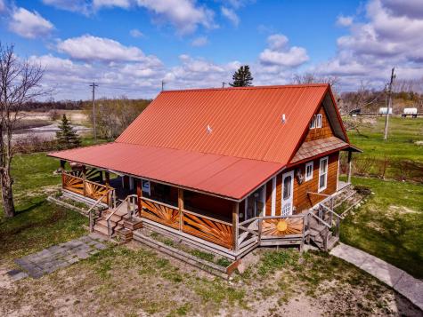 305 Oak Street Hastings ND 58049